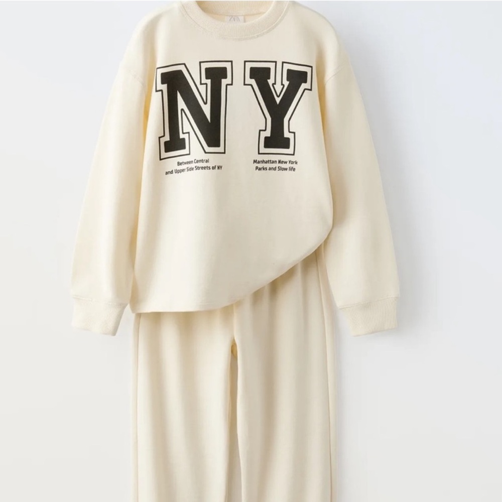 EUC Zara Girl’s White NY Graphic Sweatshirt and sweatpants sz 11-12